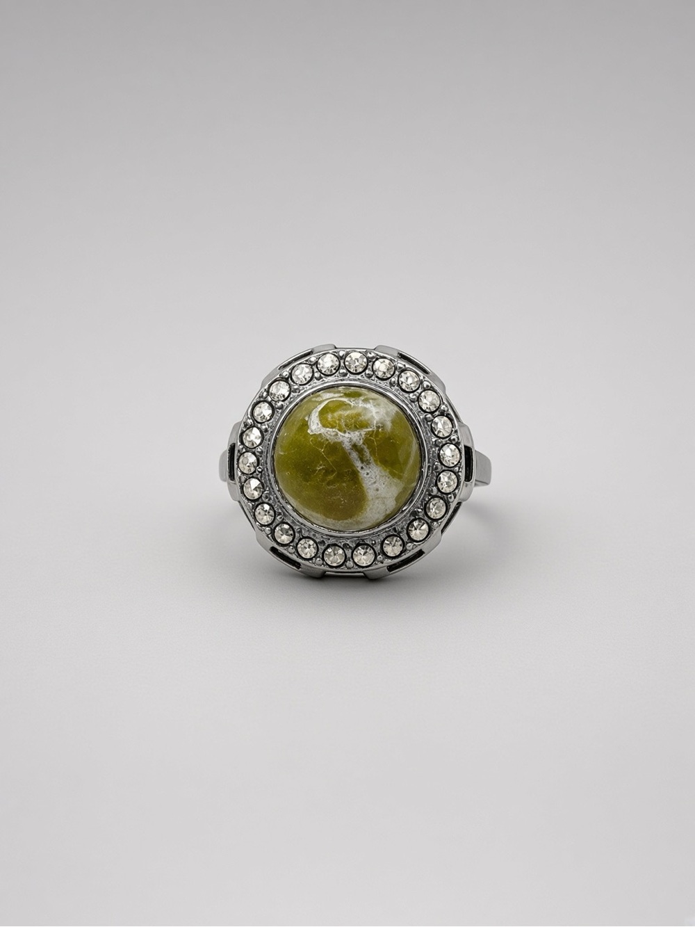 DESIGNER SIGNED T.J.H. 925 STERLING SILVER GREEN CONNEMARA STONE MARCASITE RING